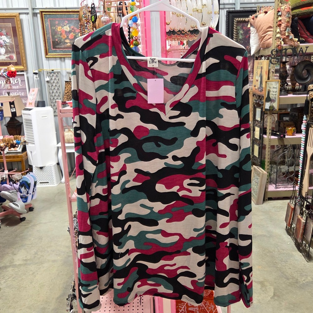 Sew In Love Womens 3X Camo Print V-Neck Long Sleeve Top Pink Green Camouflage